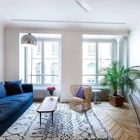 Appartamento Champs-élysées-monceau-luxury 2-bedroom Parigi